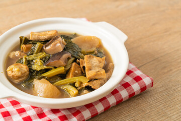 Chinese vegetable stew  with tofu or mixture of vegetables soup