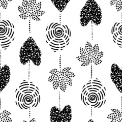 Seamless vector pattern with leaves of tropical plants and trees. Black and white wallpaper with spots and spirals isolated on a white background. Floral monochrome print.