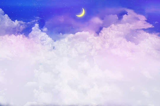 夜空に浮かぶ新月と雲