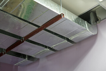 Installation of cold air ducts, air conditioning systems in buildings, 