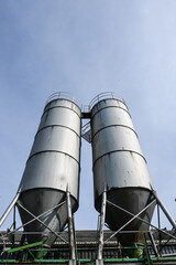 sillo reserve citerne grain graines semences engrais agriculture agricole