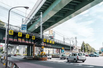 高架下と高速道路 Underpass and highway