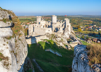 Zamek Ogrodzieniec © Dejan Gospodarek