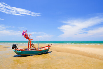 Fototapeta na wymiar Tropical beach seaside and blue sky at Pran Buri beach in Prachuap Khiri Khan Province Thailand