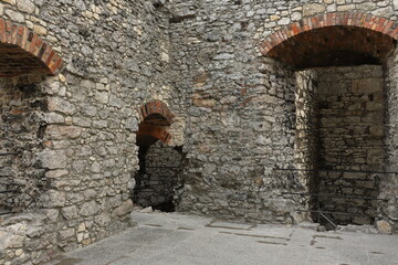 Zamek Ogrodzieniec, ruiny, mury obronne, Jura Krakowsko Częstochowska
