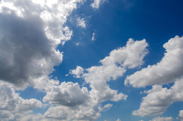 Naklejka premium blue sky with cloud
