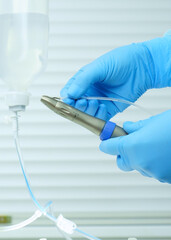 Fiziodispenser preparation for implantation. Setting up a surgical device in a dental clinic.