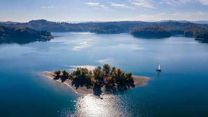 Water dam in Solina © Adrian