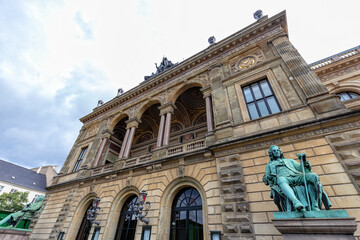 Fototapeta na wymiar COPENHAGEN, DENMARK - AUGUST 29: Ludvig Holberg Statue front of the Danish Royal Theater in Denmark on August 29, 2016.