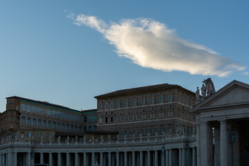 Obraz premium Vatican Apostolic Palace (Palazzo Apostolico). The building with Papal Apartments in Vatican City.
