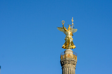 golden statue of st mark