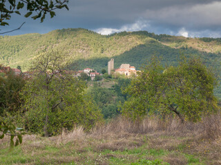 Fototapeta na wymiar Italia, Toscana, Arezzo, il paese di Montemignaio.