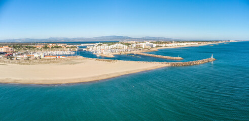 Panorama a&eacute;rien de Port  Barcar&egrave;s dans les Pyr&eacute;n&eacute;es orientales (France)