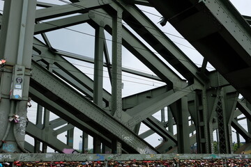 FU 2020-06-10 Deutz 475 Metallkonstruktikon einer Brücke