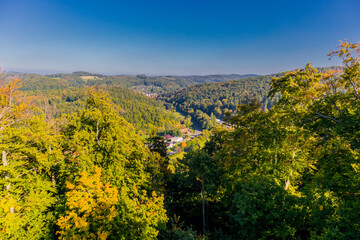 Burgruine Scharfenburg im herbstlichen Kleid bei Thal - Thüringen