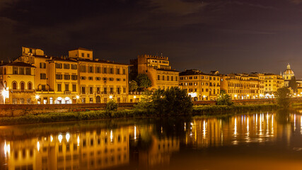 Fototapeta na wymiar Florence by Night