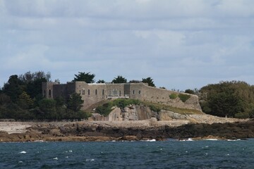 forteresse, château Renault, archipel des îles Chausey dans la Manche