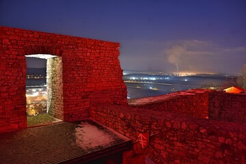 Zamek Królewski w Chęcinach, ruiny zamku, świętokrzyskie © Albin Marciniak