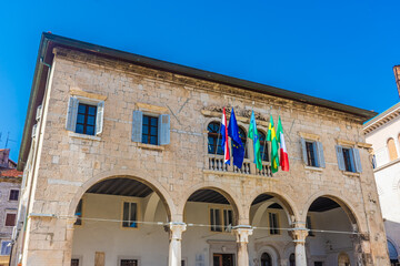 Fototapeta na wymiar Pula City Hall, Croatia