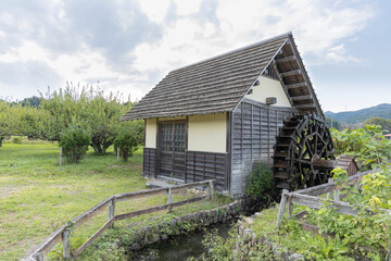 巾着田の水車小屋