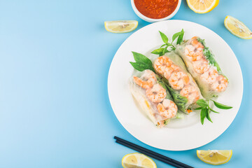 Vietnamese Food：Fresh Spring Roll with shrimps,