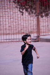 child running happy 