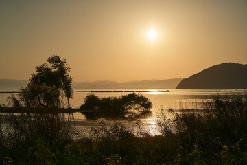 びわ湖　湖北水鳥公園付近からの夕景