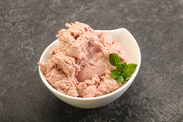 Liver pate in the bowl