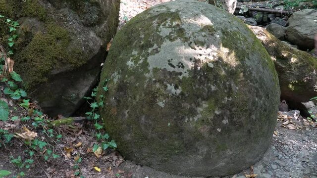 Mysterious Round Stones Duboki potok, Zavidovici Bosnia and Herzegovina - (4K)
