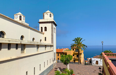 Iglesia San Salvador, La Matanza, Tenerife - obrazy, fototapety, plakaty
