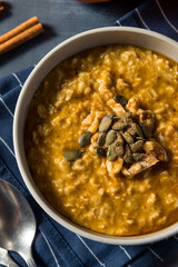 Healthy Homemade Autumn Pumpkin Spice Oatmeal