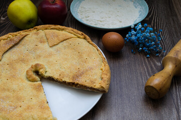 Delicious and organic homemade apple pie