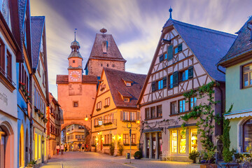 Fototapeta premium Medieval City of Rothenburg ob der Tauber, Roedergasse with Martinsturm, Germany