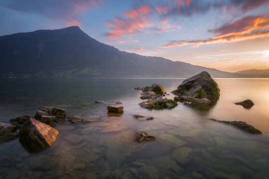 Rigi und Zugersee bei Sonnenuntergang