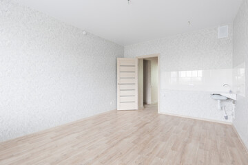 Fototapeta premium unfurnished house or apartment in bright colors