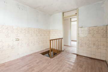 Fototapeta premium unfurnished house or apartment in bright colors