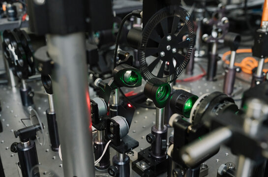 Laser device in a laboratory