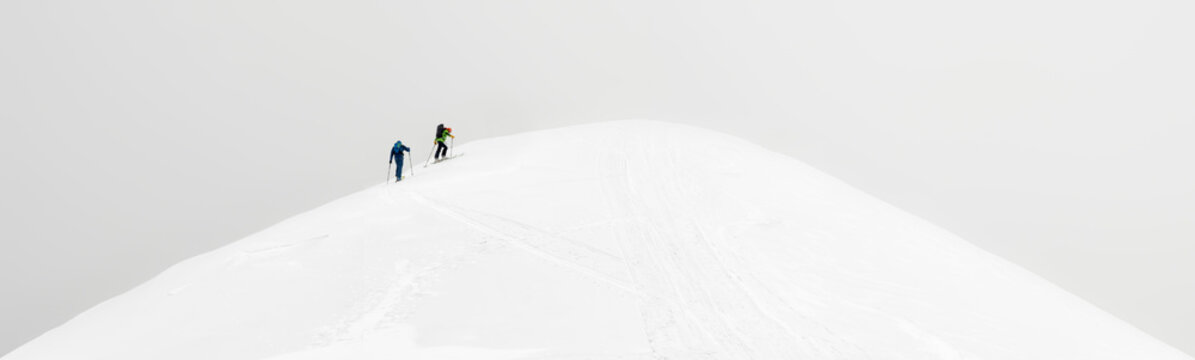Georgia, Caucasus, Gudauri, people on a ski tour