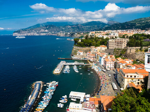 Italy, Campania, Amalfi Coast, Sorrent, Bleu Village, Marina Piccola
