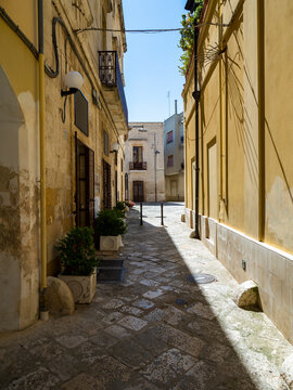 Narrow alley at the old town of Brindisi, Italy