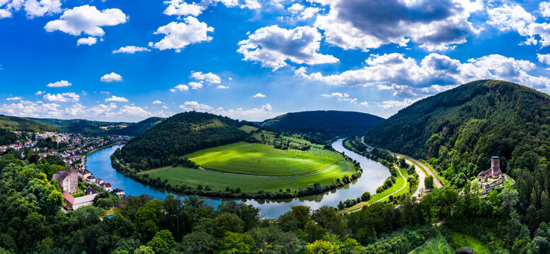 Germany, Baden-Wurttemberg, Neckarsteinach, Aerial view of town with castles and Neckar river