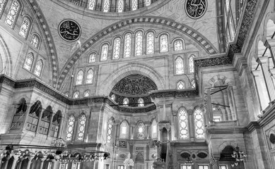 Naklejka premium ISTANBUL - SEPTEMBER 20, 2014: Interior of Blue Mosque. The Mosque is the most visited landmark of Istanbul