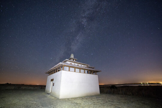 Spain, Province of Zamora, Dovecote in Otero de Sariegos at night
