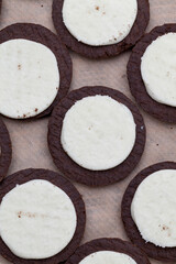 chocolate cookies with creamy cream filling