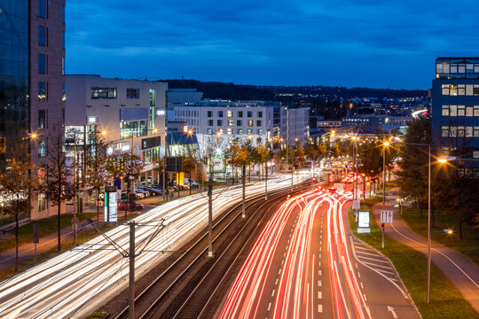 Germany, Baden-Wurttemberg, Stuttgart, Vehicle light trails along B 27 at dusk