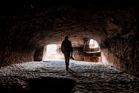 Georgia, Samtskhe-Javakheti, Dwelling of&Ocirc;&oslash;&Omega;Vardzia&Ocirc;&oslash;&Omega;cave monastery