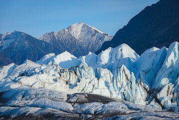 Obraz premium Matanuska Glacier near Glenn Highway in Alaska.