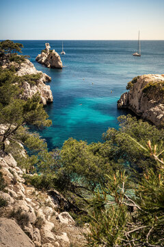 France, Cote d'Azur, Calanques National Park, Chalk cliffs and bays