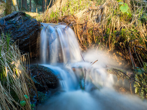 Germany, Bavaria,&Ocirc;&oslash;&Omega;Long exposure of splashing stream in Upper Palatinate Forest