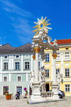 Austria, Wachau, Krems an der Donau, Johannes Nepomuk monument